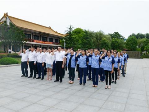 重温入党誓词   缅怀英雄先烈——威腾集团党总支部组织全体党员开展党建活动